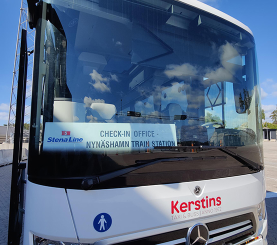 kerstins-bus-image-nynashamn-port-small.jpg